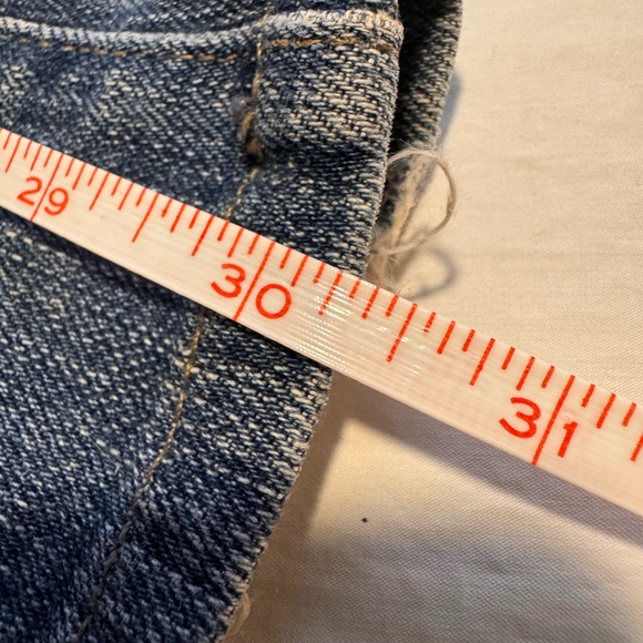 PAIGE Laurel Canyon Women's Straight Leg Jeans in Classic Denim - Picture 6 of 6